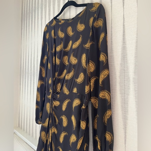 Massimo Dutti Midi Dress. Dark grey/brown with mustard paisley pattern. - Picture 3 of 8